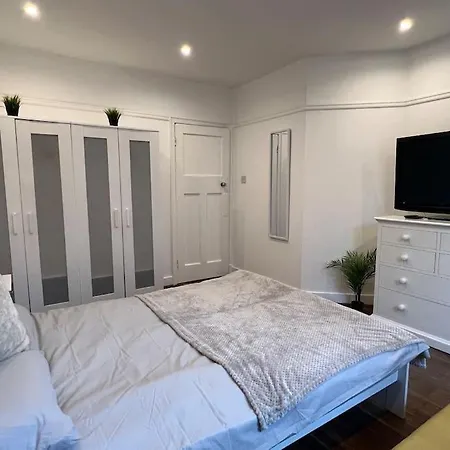 Villa 3 Bed Luxury House, 10 Min Walk To Underground London Exterior foto